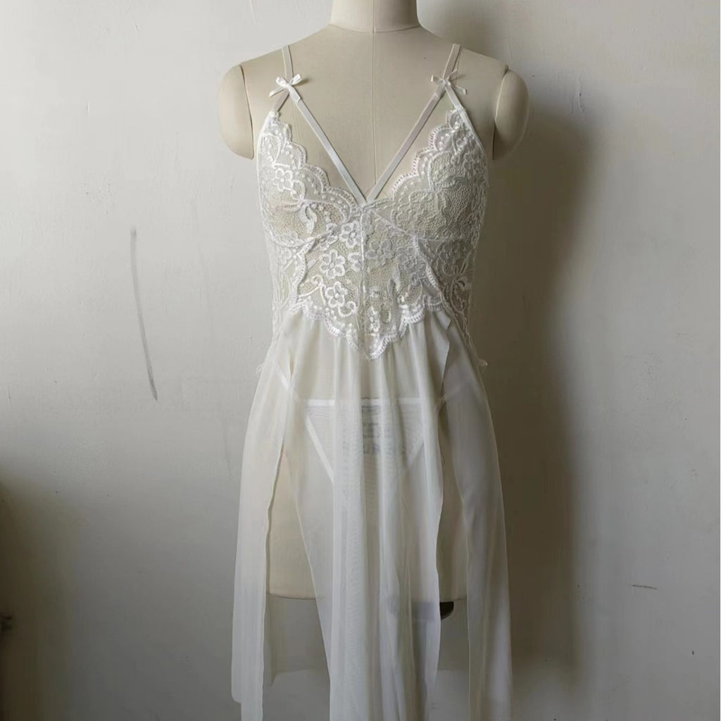 European and American Sexy Lingerie Wholesale Women's Sexy Lace Mesh Splicing Suspenders Slit Breast-Exposing Long Skirt Nightgown