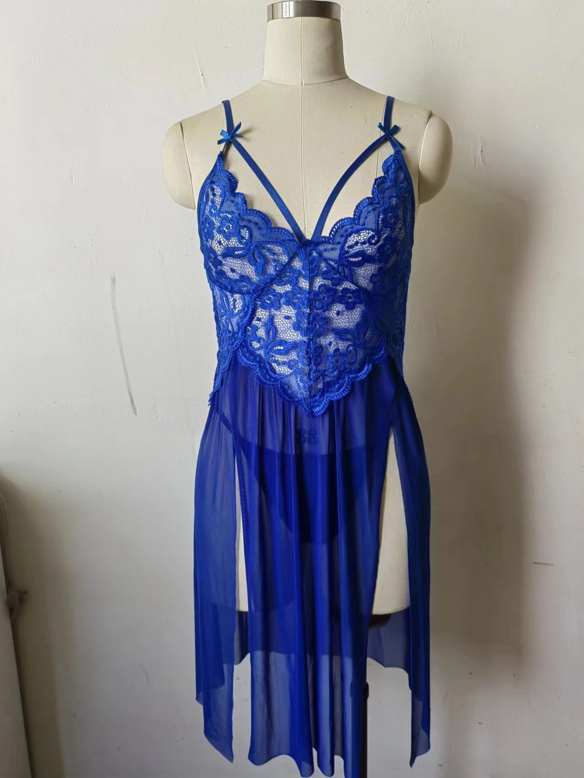 European and American Sexy Lingerie Wholesale Women's Sexy Lace Mesh Splicing Suspenders Slit Breast-Exposing Long Skirt Nightgown